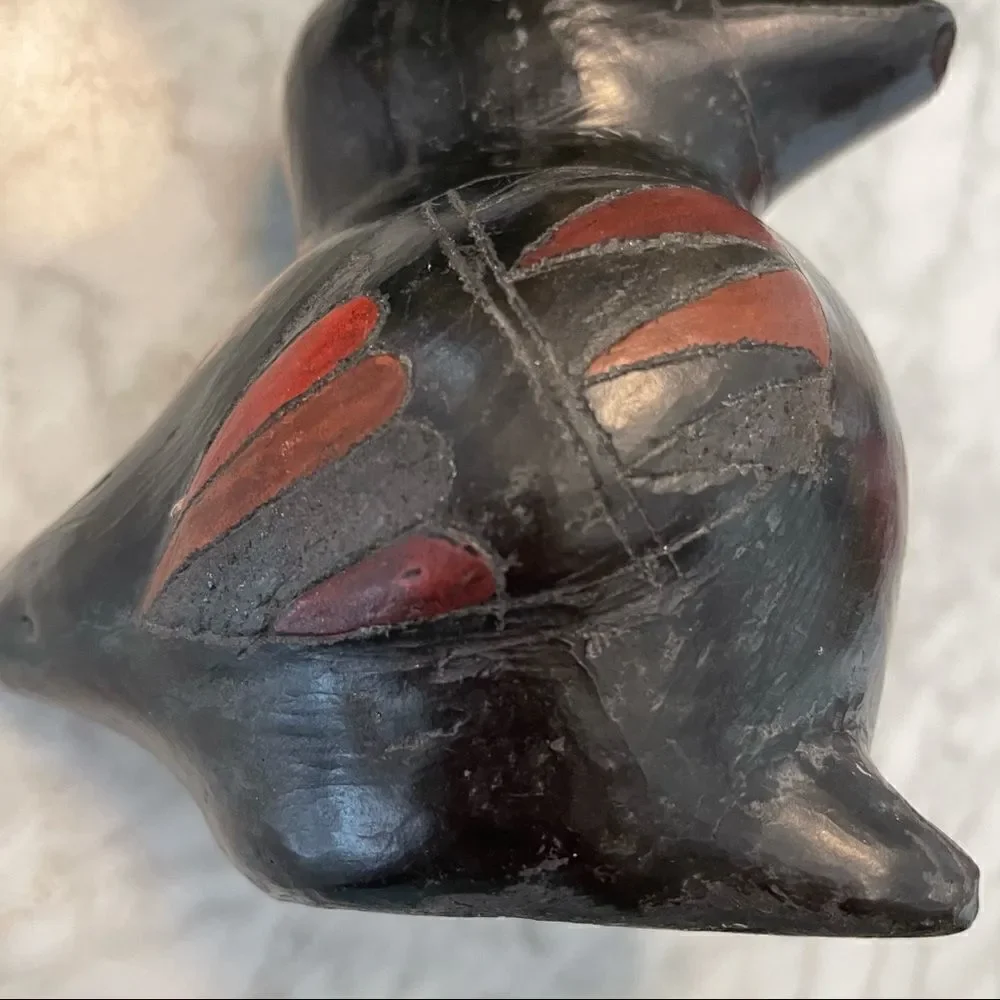 Vintage Oaxaca Negro Mexican Pottery Bird Vase - Picture 6 of 7